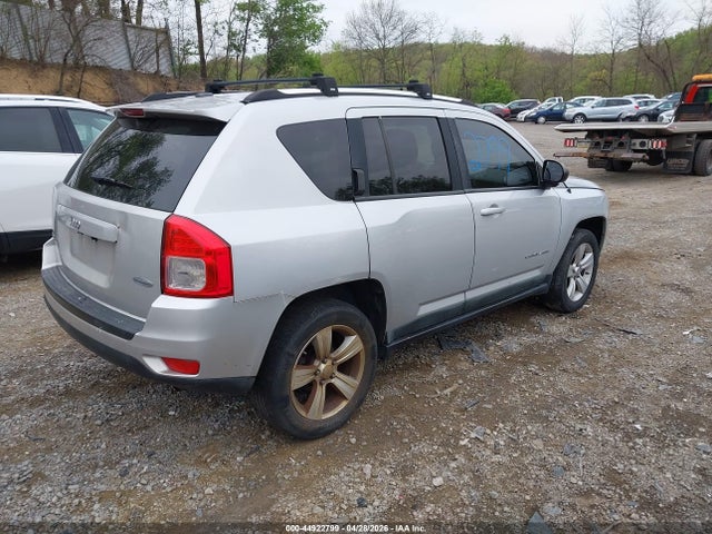 2011 Jeep Compass მანქანა იყიდება აუქციონზე, vin: 1J4NF1FB6BD197068, აუქციონის ნომერი: 44922799