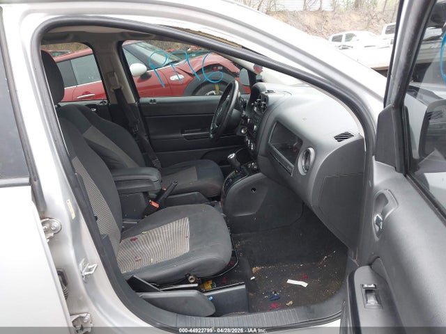 2011 Jeep Compass მანქანა იყიდება აუქციონზე, vin: 1J4NF1FB6BD197068, აუქციონის ნომერი: 44922799