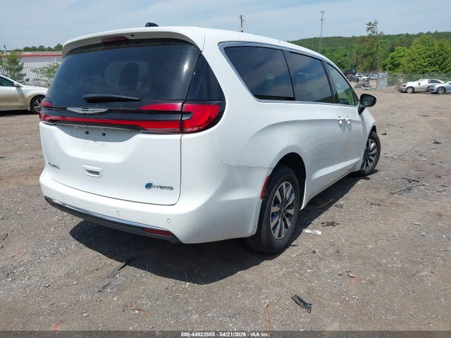 2023 CHRYSLER PACIFICA HYBRID 2C4RC1L72PR575813 Photo 3