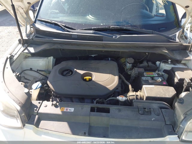 44922807 :رقم المزاد ، KNDJP3A57E7025312 vin ، 2014 Kia Soul + مزاد بيع