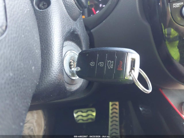 44922807 :رقم المزاد ، KNDJP3A57E7025312 vin ، 2014 Kia Soul + مزاد بيع