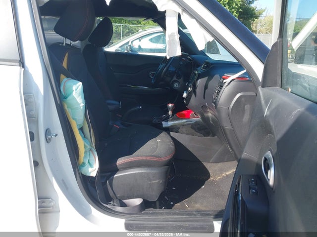 44922807 :رقم المزاد ، KNDJP3A57E7025312 vin ، 2014 Kia Soul + مزاد بيع