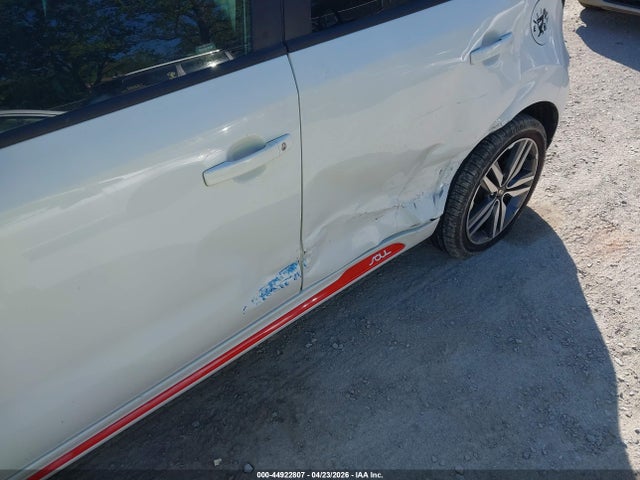 44922807 :رقم المزاد ، KNDJP3A57E7025312 vin ، 2014 Kia Soul + مزاد بيع