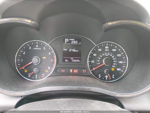 44922824 :رقم المزاد ، 3KPFK4A70HE110105 vin ، 2017 Kia Forte Lx مزاد بيع