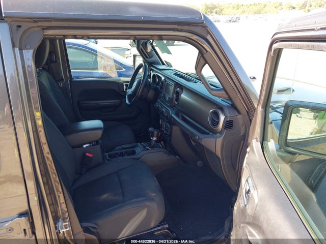 44922836 :رقم المزاد ، 1C4HJXDG8JW299350 vin ، 2018 Jeep Wrangler Unlimited Sport S 4x4 مزاد بيع