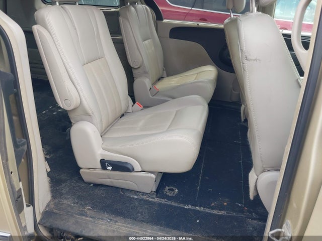 44922864 :رقم المزاد ، 2A4RR8DG6BR780379 vin ، 2011 Chrysler Town & Country Touring-l مزاد بيع