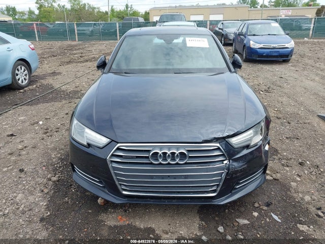 Продаж на аукціоні авто 2017 Audi A4 2.0t Premium, vin: WAUANAF40HN034473, номер лоту: 44922876