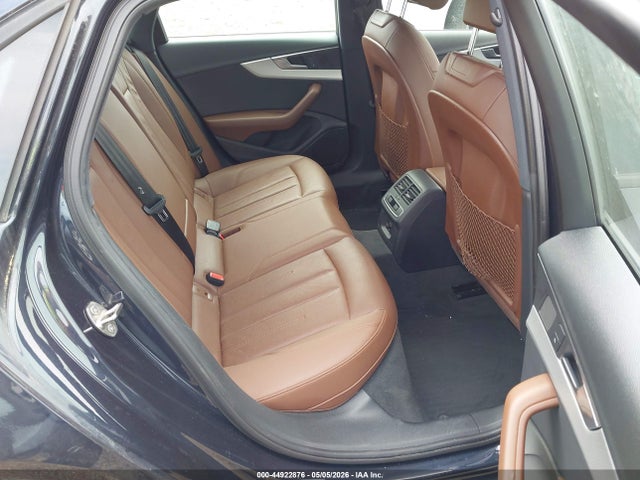 Продаж на аукціоні авто 2017 Audi A4 2.0t Premium, vin: WAUANAF40HN034473, номер лоту: 44922876
