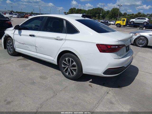 Продажа на аукционе авто 2024 Volkswagen Jetta 1.5t S, vin: 3VW5M7BU9RM094924, номер лота: 44922910