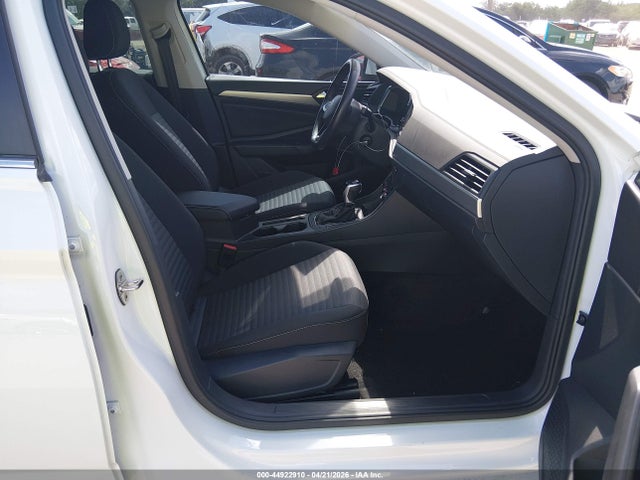 Продажа на аукционе авто 2024 Volkswagen Jetta 1.5t S, vin: 3VW5M7BU9RM094924, номер лота: 44922910