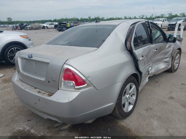 44922913 :رقم المزاد ، 3FAHP07Z67R272006 vin ، 2007 Ford Fusion Se مزاد بيع