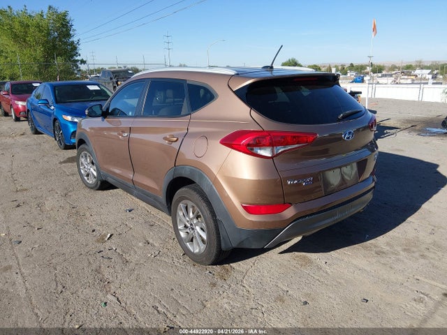 2016 Hyundai Tucson Eco მანქანა იყიდება აუქციონზე, vin: KM8J3CA26GU121806, აუქციონის ნომერი: 44922920