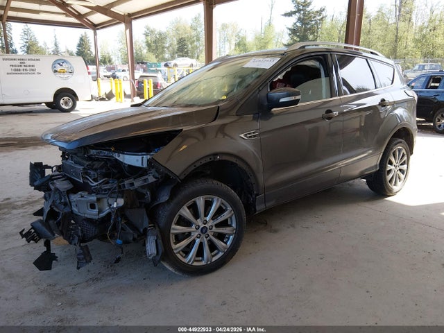 Ford Escape Titanium 2018 1FMCU9J91JUA72530 Image 2