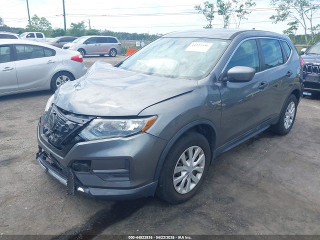 44922936 :رقم المزاد ، 5N1AT2MV9JC771808 vin ، 2018 Nissan Rogue S مزاد بيع