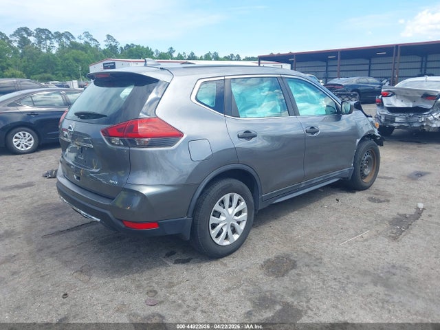 44922936 :رقم المزاد ، 5N1AT2MV9JC771808 vin ، 2018 Nissan Rogue S مزاد بيع