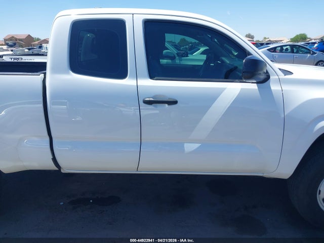 Aukcja sprzedaży 2017 Toyota Tacoma Sr, vin: 5TFRX5GN2HX086335, numer aukcji: 44922941