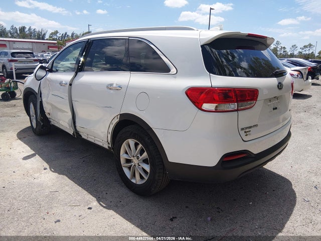 2018 Kia Sorento 2.4l Lx მანქანა იყიდება აუქციონზე, vin: 5XYPG4A35JG374500, აუქციონის ნომერი: 44922944