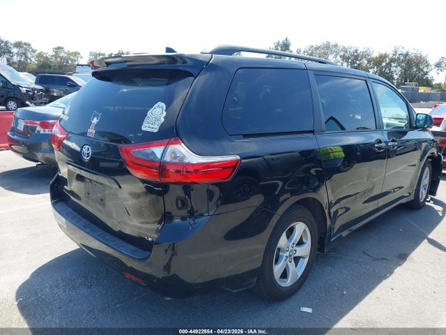 Toyota SIENNA LE 2020 5TDKZ3DC5LS029340 Image 4