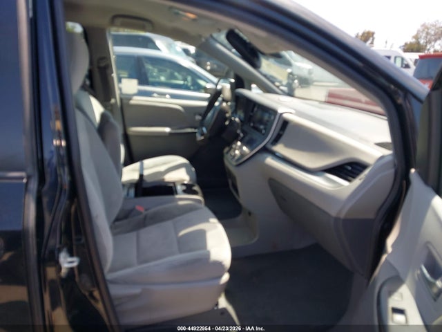 Toyota SIENNA LE 2020 5TDKZ3DC5LS029340 Image 5