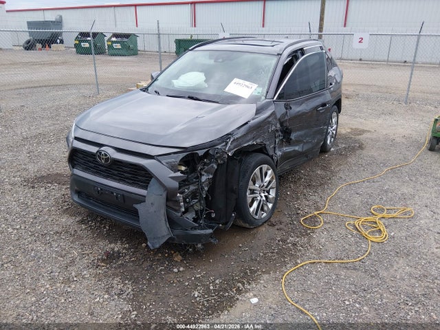 Продаж на аукціоні авто 2021 Toyota Rav4 Xle Premium, vin: 2T3C1RFVXMW172622, номер лоту: 44922963