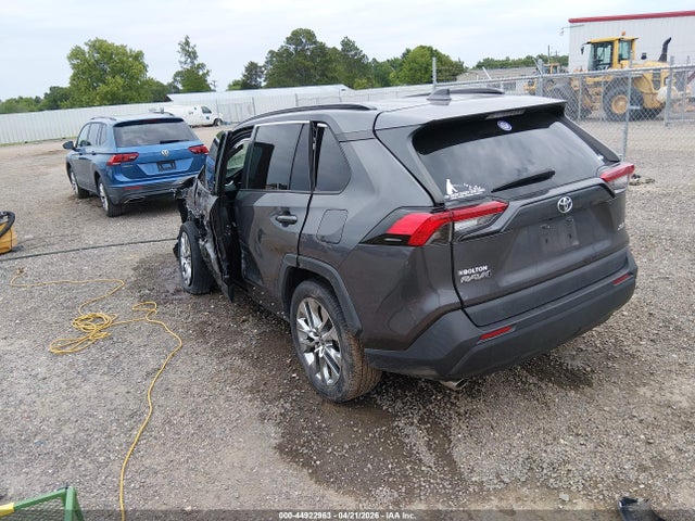 Продаж на аукціоні авто 2021 Toyota Rav4 Xle Premium, vin: 2T3C1RFVXMW172622, номер лоту: 44922963