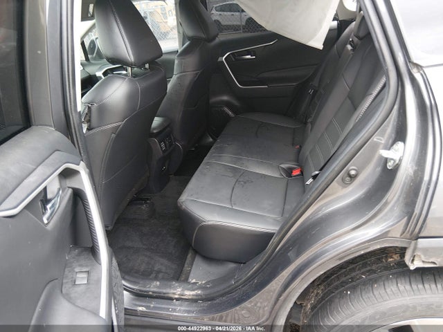 Продаж на аукціоні авто 2021 Toyota Rav4 Xle Premium, vin: 2T3C1RFVXMW172622, номер лоту: 44922963