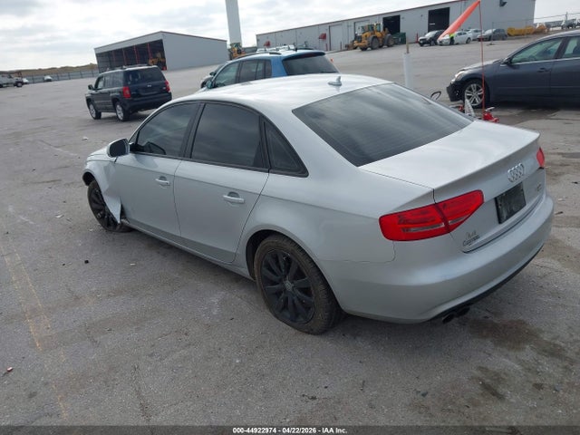 Продажа на аукционе авто 2013 Audi A4 2.0t Premium, vin: WAUDFAFL4DN043639, номер лота: 44922974