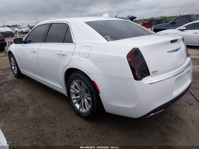 2019 Chrysler 300 Touring მანქანა იყიდება აუქციონზე, vin: 2C3CCAAG4KH727229, აუქციონის ნომერი: 44922975