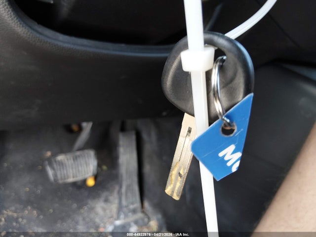 44922976 :رقم المزاد ، KNDJN2A2XF7778954 vin ، 2015 Kia Soul مزاد بيع