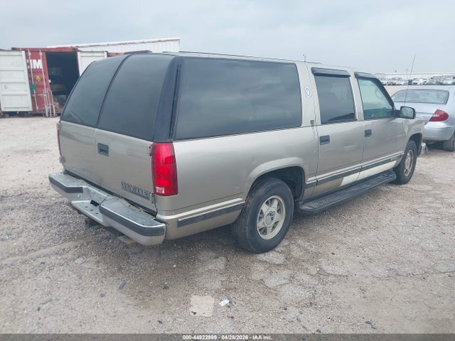 44922999 :رقم المزاد ، 3GNEC16RXXG236242 vin ، 1999 Chevrolet Suburban 1500 Lt مزاد بيع
