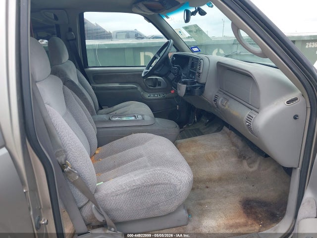 44922999 :رقم المزاد ، 3GNEC16RXXG236242 vin ، 1999 Chevrolet Suburban 1500 Lt مزاد بيع