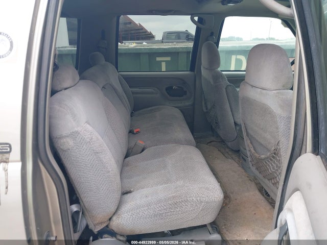 44922999 :رقم المزاد ، 3GNEC16RXXG236242 vin ، 1999 Chevrolet Suburban 1500 Lt مزاد بيع