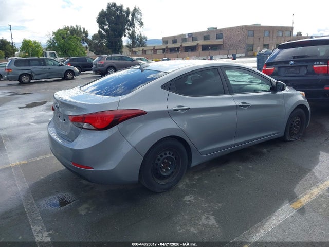 2016 Hyundai Elantra Se მანქანა იყიდება აუქციონზე, vin: 5NPDH4AE7GH747409, აუქციონის ნომერი: 44923017