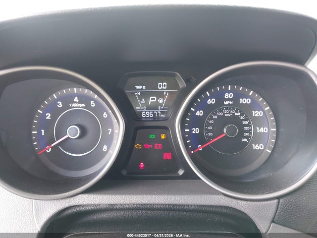 2016 Hyundai Elantra Se მანქანა იყიდება აუქციონზე, vin: 5NPDH4AE7GH747409, აუქციონის ნომერი: 44923017
