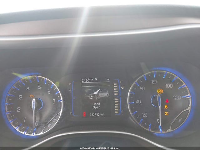 2018 Chrysler Pacifica Touring L მანქანა იყიდება აუქციონზე, vin: 2C4RC1BG2JR217734, აუქციონის ნომერი: 44923044