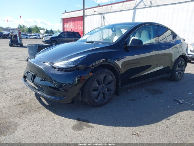 7SAYGAEE9RF116260 Tesla Model Y Long Range Dual Motor All-wheel Drive
