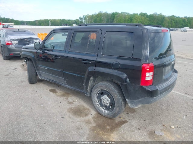 44923072 :رقم المزاد ، 1C4NJPBB6FD145975 vin ، 2015 Jeep Patriot Sport مزاد بيع