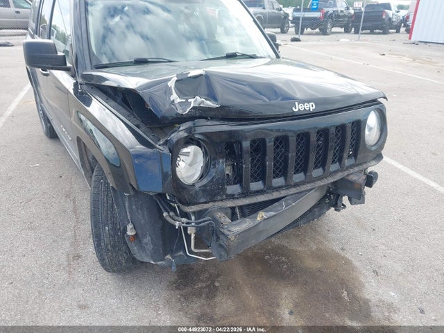 44923072 :رقم المزاد ، 1C4NJPBB6FD145975 vin ، 2015 Jeep Patriot Sport مزاد بيع