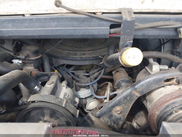 44923093 :رقم المزاد ، 1FDKE30L6HHA92343 vin ، 1987 Ford Sunset E350 Cutaway Van مزاد بيع