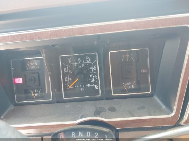 44923093 :رقم المزاد ، 1FDKE30L6HHA92343 vin ، 1987 Ford Sunset E350 Cutaway Van مزاد بيع