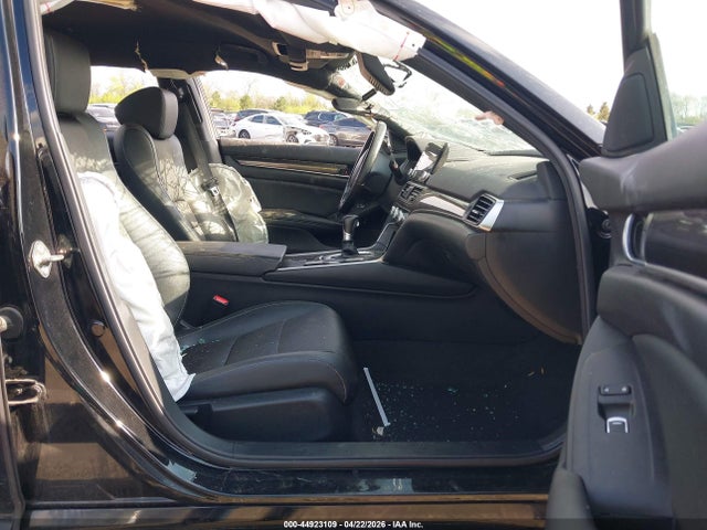 Продаж на аукціоні авто 2019 Honda Accord Sport, vin: 1HGCV1F34KA160659, номер лоту: 44923109