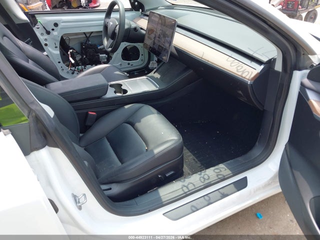 5YJ3E1EA0MF098878 Tesla Model 3 Standard Range Plus Rear-wheel Drive