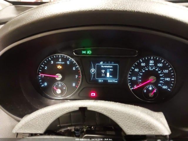 44923115 :رقم المزاد ، 5XYPGDA39HG261417 vin ، 2017 Kia Sorento 2.4l Lx مزاد بيع
