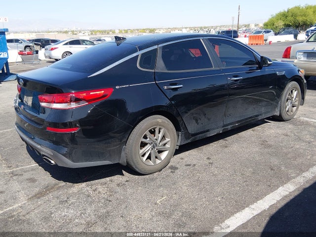 5XXGT4L38KG326617 KIA Optima Lx