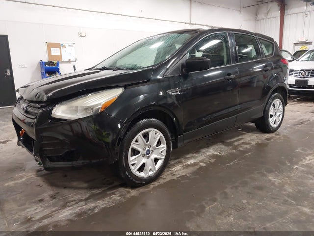 44923130 :رقم المزاد ، 1FMCU0F76EUC05680 vin ، 2014 Ford Escape S مزاد بيع
