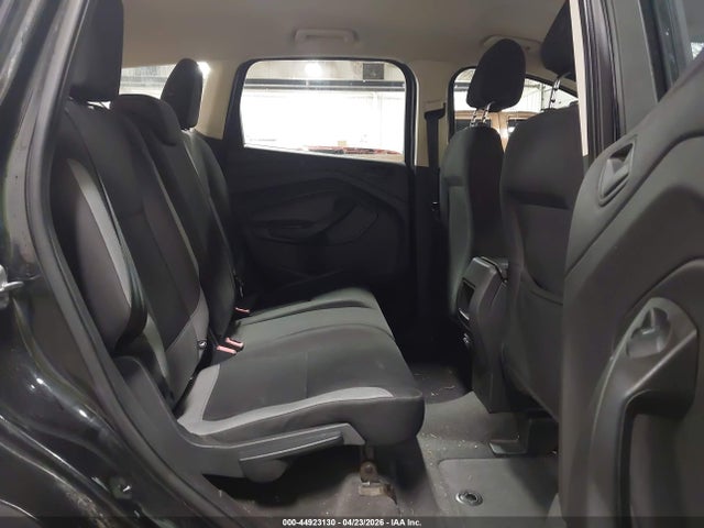 44923130 :رقم المزاد ، 1FMCU0F76EUC05680 vin ، 2014 Ford Escape S مزاد بيع