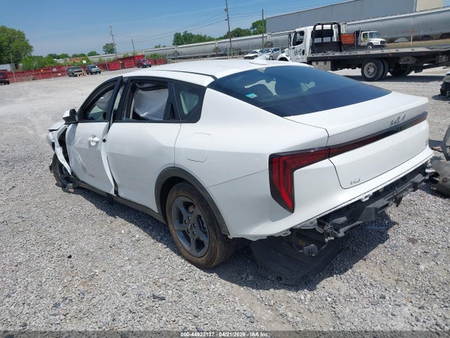 Продажа на аукционе авто 2025 Kia K4 Lxs, vin: 3KPFT4DE2SE007282, номер лота: 44923137