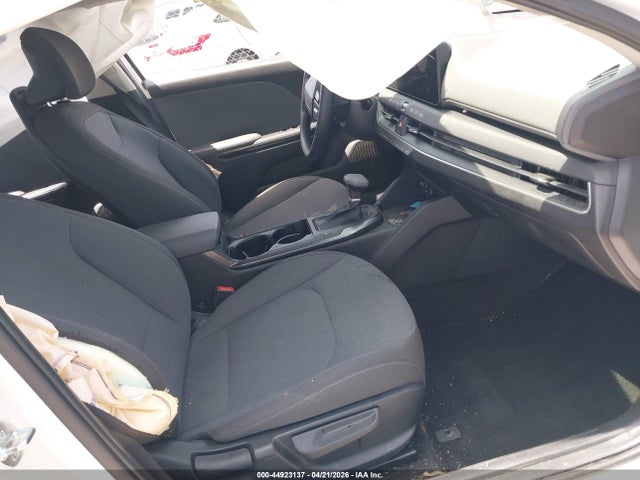 Продажа на аукционе авто 2025 Kia K4 Lxs, vin: 3KPFT4DE2SE007282, номер лота: 44923137