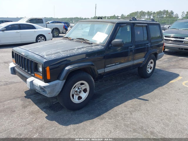 2001 Jeep Cherokee Sport მანქანა იყიდება აუქციონზე, vin: 1J4FT48S81L623875, აუქციონის ნომერი: 44923136