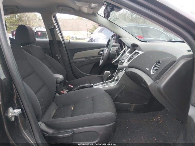 2016 CHEVROLET CRUZE LIMITED 1G1PE5SB3G7212638 Photo 4